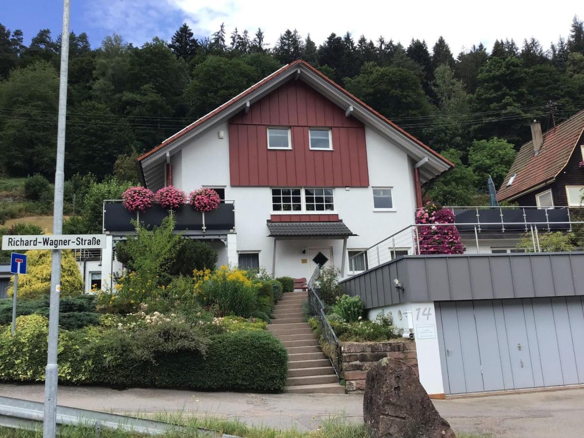 Ferienwohnung Am Eiberg Bad Wildbad Esterno foto